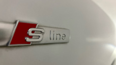 Audi Q3 40 TDI 200 Quattro S Line 5dr S Tronic Diesel Estate